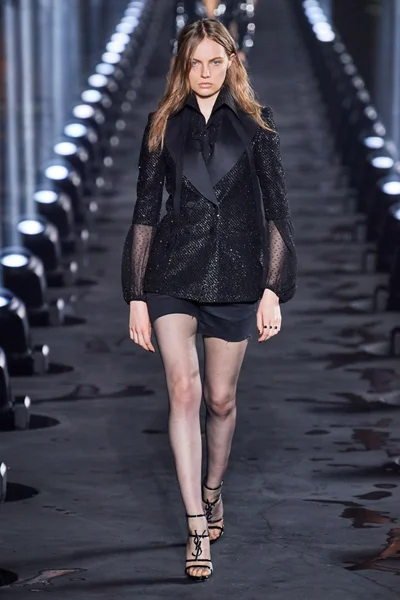 Look 61
